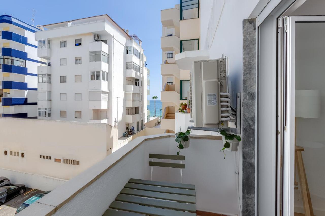 T2 Rosa Dos Ventos, A/C & Terrace - Casas & Papeis Apartment Armação de Pêra Exterior foto